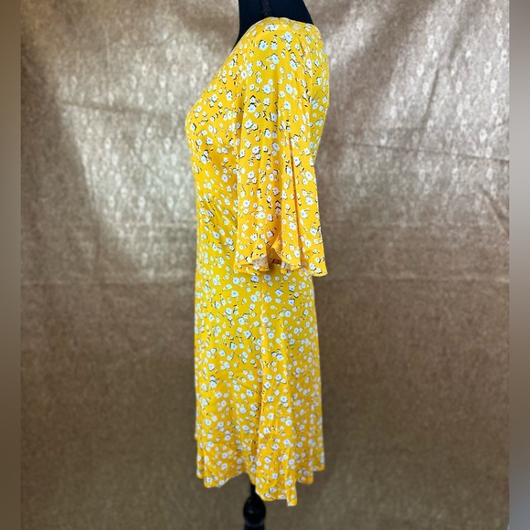 Minkpink - Summer Daisy Tea Dress. Size Small. NWT - Picture 5 of 7